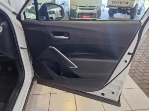 Toyota Corolla Cross 1.8 Xi - Image 14
