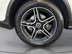 Mercedes-Benz GLC GLC220d 4Matic - Image 9
