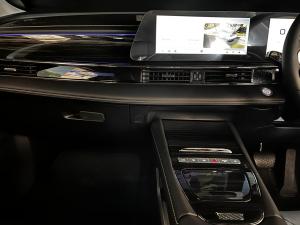Omoda C5 1.5T SHS HEV - Image 9