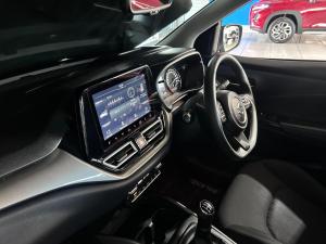 Suzuki Baleno 1.5 GLX manual - Image 6