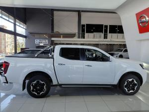 Nissan Navara 2.5DDTi double cab LE Plus - Image 8