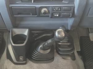 Toyota Land Cruiser 79 4.5D-4D LX V8 single cab - Image 8