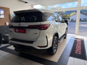 Toyota Fortuner 2.8GD-6 4x4 - Image 2
