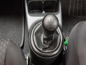 Toyota Vitz 1.0 - Image 10