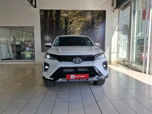 Toyota Fortuner 2.4GD-6 4x4 - Image 4