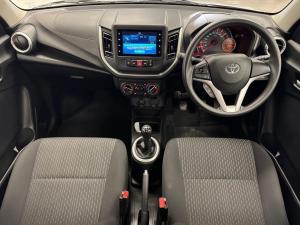 Toyota Vitz 1.0 XR manual - Image 6