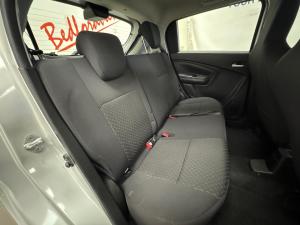 Toyota Vitz 1.0 XR manual - Image 14