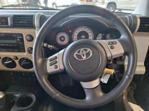 Toyota FJ Cruiser FJ Cruiser - Image 8