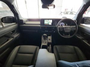 Toyota Land Cruiser FJ 2.7 4x4 VX - Image 6