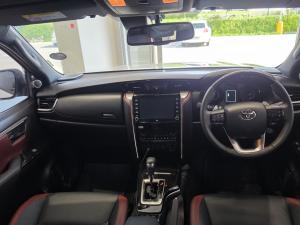 Toyota Fortuner 2.8GD-6 4x4 VX - Image 6