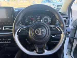 Toyota Starlet 1.5 XR manual - Image 8