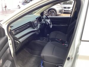 Suzuki Ertiga 1.5 GA - Image 7