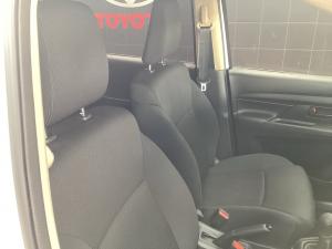 Suzuki Ertiga 1.5 GA - Image 14