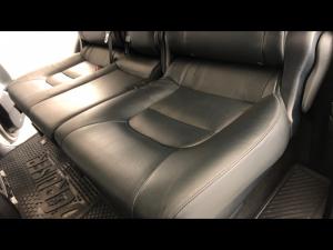 Toyota Land Cruiser 200 4.5D-4D V8 VX-R - Image 12