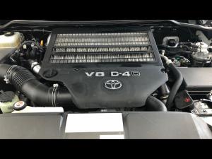 Toyota Land Cruiser 200 4.5D-4D V8 VX-R - Image 14