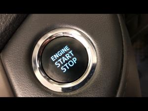Toyota Land Cruiser 200 4.5D-4D V8 VX-R - Image 16
