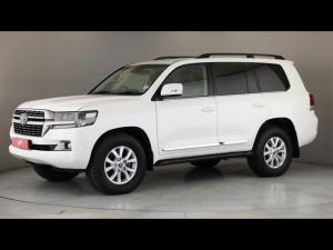 Toyota Land Cruiser 200 4.5D-4D V8 VX-R - Image 23