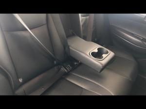 Toyota Corolla Cross 1.8 XS - Image 12