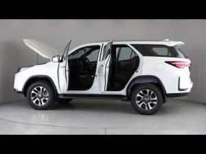 Toyota Fortuner 2.8GD-6 48V VX - Image 26
