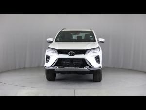 Toyota Fortuner 2.8GD-6 48V VX - Image 4