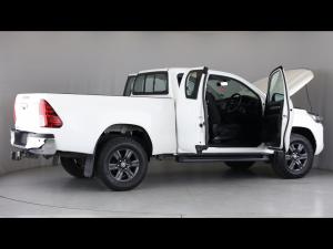 Toyota Hilux 2.4GD-6 Xtra cab Raider auto - Image 31