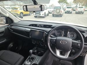Toyota Hilux 2.4GD-6 single cab Raider manual - Image 6