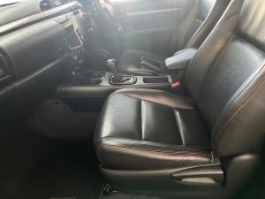 Toyota Hilux 2.8GD-6 Xtra cab 4x4 Legend auto - Image 7