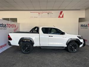 Toyota Hilux 2.8GD-6 Xtra cab 4x4 Legend auto - Image 3