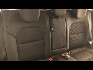 Toyota Urban Cruiser 1.5 XR manual - Image 11