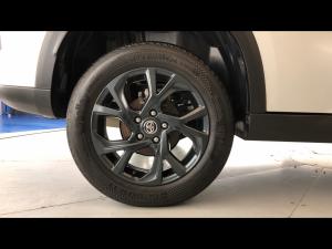 Toyota Urban Cruiser 1.5 XR manual - Image 20