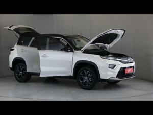 Toyota Urban Cruiser 1.5 XR manual - Image 29