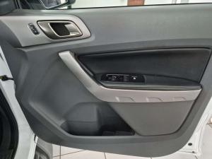 Ford Ranger 3.2TDCi XLT 4X4 automaticD/C - Image 10