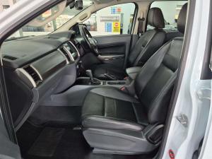 Ford Ranger 3.2TDCi XLT 4X4 automaticD/C - Image 13