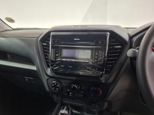 Isuzu D-Max 1.9TD single cab L 4x4 auto - Image 10
