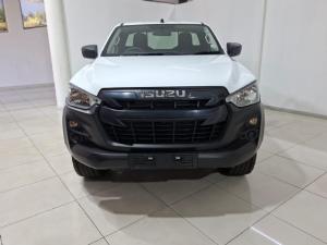 Isuzu D-Max 1.9TD single cab L 4x4 auto - Image 4