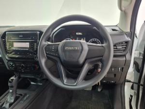 Isuzu D-Max 1.9TD single cab L 4x4 auto - Image 7
