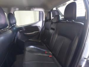 Mitsubishi Triton 2.4DI-D double cab 4x4 auto - Image 10