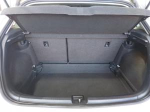 Volkswagen Polo hatch 1.0TSI Life auto - Image 6