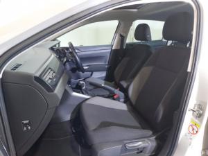 Volkswagen Polo hatch 1.0TSI Life auto - Image 8