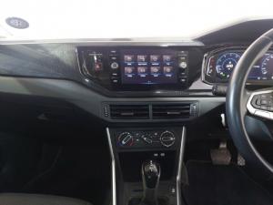 Volkswagen Polo hatch 1.0TSI Life auto - Image 9