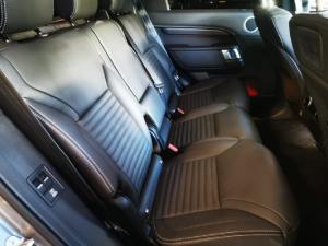 Land Rover Discovery D300 R-Dynamic SE - Image 7