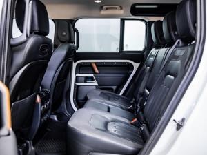 Land Rover Defender 110 D240 SE - Image 11