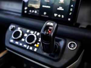 Land Rover Defender 110 D240 SE - Image 14