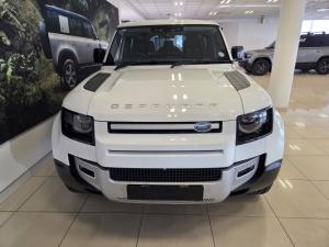 Land Rover Defender 110 D240 SE - Image 4