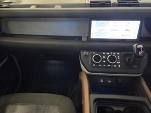 Land Rover Defender 110 D240 SE - Image 9