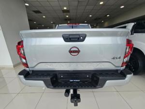 Nissan Navara 2.5DDTi double cab Pro-4X 4x4 - Image 4