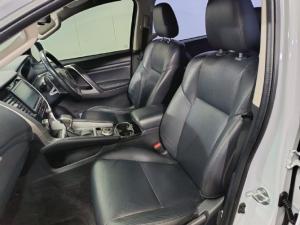 Mitsubishi Pajero Sport 2.4DI-D 4x4 - Image 22