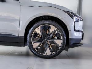 Volvo EX30 Twin Motor Performance Ultra - Image 8