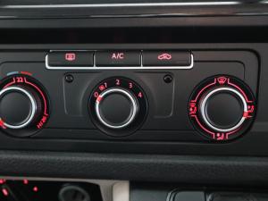 Volkswagen Transporter 2.0BiTDI crew bus LWB 4Motion auto - Image 19