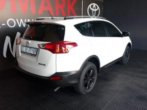 Toyota RAV4 2.0 GX - Image 4